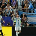 (Foto) Istorijski het-trik čudesnog Mesija za rekorde i pobedu Argentine nad Alžirom