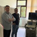 Bračni par iz dijaspore donirao ultrazvuk Domu zdravlja