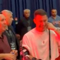 Jovan Pantić bez Maje Ognjenović! Usnimili smo biznismena na koncertu Magla benda, evo kako se ponaša
