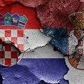 Srbija uputila protestnu notu hrvatskoj ambasadi zbog paljenja lutke sa Vučićevim likom