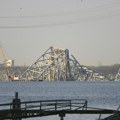 U Baltimor stigao mega-kran za vađenje ostataka srušenog mosta, dizalica može da podigne i do 1.000 tona