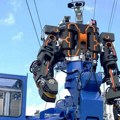 Mehanoidi u akciji: Džinoviski roboti od 12 metra zaposleni na železnici umesto ljudi