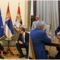 "Srbija dala ogroman broj žrtava za mir u Evropi i svetu": Vučić se oglasio o sastancima sa ambasadorima Rusije i…