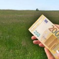 "Može da se priključi struja, gradska voda i telefon": Milun za livadu kod Lazarevca traži 220€ po aru (Foto)