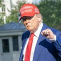 Nova ideja Donalda Trampa: MIGA!