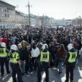 Skandal u Švedskoj: Lutke sa Davidovim zvezdama obešene na protestu u Umeu (foto)