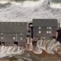 Uragan Erin ojačao, otkriveno šta će se desiti u naredna 48 časa Uzbuna za Amerikance (video)
