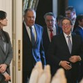 Ministri spoljnih poslova Kube i Rusije razgovarali o saradnji u isporuci nafte, usled embarga SAD