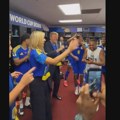 VIDEO Ovako je kraljevski par plesao sa fudbalerima nakon istorijske noći na Mundijalu