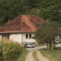 Vlada Srbije usvojila uredbu za kupovinu kuće na selu za majke sa decom