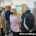 Uživo Izlaznost na izborima u BiH do 11 sati manja nego 2022., uz probleme s novom opremom i 'porodičnim glasanjem'