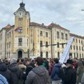 “Došli smo po kasete srećnih ljudi” – protest i šetnja do RTS-a niških studenata u petak