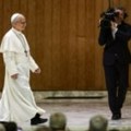 Papa Leo XIV pozvao na oslobađanje zatvorenih novinara