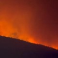 Avioni se bore sa vatrenom stihijom Vatrgasne ekipe na licu mesta! Ponovo gori na Peloponezu