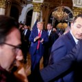 Trump poslao Jeffreyju Epsteinu nepristojno pismo za 50. rođendan