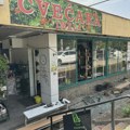 Novi napad na cevećaru na Konjarniku: Drugi put u 10 dana maskirani napadač pokušao da zapali lokal