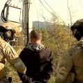 Kinezi uhapšeni kada su hteli da kupe uranijum Pali u velikoj akciji policije, odmah izvedeni pred sud (video)