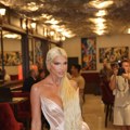 "Preplakala sam celu noć u hotelskoj sobi" Oglasila se Jelena Karleuša: U panici zbog snimaka i slika (video)