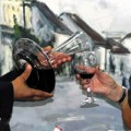 "Priča o vinu" u Loznici: Degustacija, muzika i vina iz Srbije i regiona u Muzeju Jadra (foto)