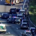 "Kao film o Džejmsu Bondu" Potera usred špica: Oteo trudnicu, pa bežeći od policije polupao osam vozila!