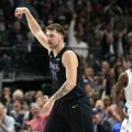 Nestvarni luka Dončić: MVP partija Slovenca u pobedi Dalasa nad Klipersima (video)