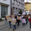 „Renovirajte doktorsku etiku“: Protest zbog akušerskog nasilja u Vranju