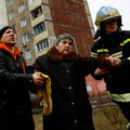 Rusija i Ukrajina: Troje ljudi poginulo, a 11 ranjeno u ruskom napadu na Kijev i Nikolajev