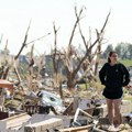 Торнадо срушио куће и зграде у Ајови: Настрадала једна жена, спасиоци наставили потрагу за преживелима