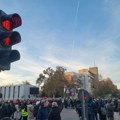 Novosadska tišina za nastradale: Kako su građani odavali počast zbog pada nadstrešnice