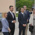 OD NARODA JAPANA VREDNA DONACIJA ZA MIONICU