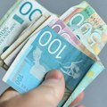 Imate oštećen novac, selotejp ne vredi: Da li vašim novčanicama ima spasa - evo šta kaže banka Srbije