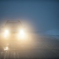 Kako da vozite po magli: Šta nikad ne smete da radite