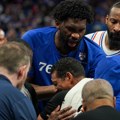 Nesvakidašnja scena u NBA: Sudiju izneli sa terena u kolicima VIDEO