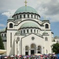 "Čekala sam 14 sati, onesvestila sam se ispred Hrama" Poznata Srpkinja više od pola dana čekala da vidi Bogorodičin pojas…
