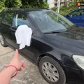 Zašto neki vozači vezuju beli peškir za retrovizor? Malo ljudi zna šta ova poruka zapravo znači
