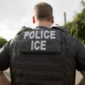 Američki agent ICE optužen da je lagao o pucanju na migranta iz Venecuele