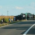 Dramatično kod Besnog Foka: Intervencija vatrogasaca i Hitne posle jezivog sudara cisterne i kamiona