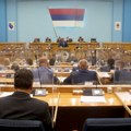 Narodnoj skupštini Republike Srpske upućene preteće poruke