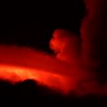 Erupcija Etne, spektakularne eksplozije iz jugoistočnog kratera