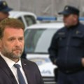 Prvi put u javnosti: Bivši hrvatski ministar uhvaćen u kafiću, mesec dana nakon nesreće koju je skrivio (foto)