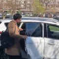 Voditeljski par uložio 100.000 u stan na Dorćolu Zavirite u luksuz kakav se ne viđa često, dnevna soba je posebna priča