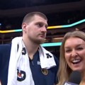 VIDEO Jokić nasmejao novinarku jednom rečenicom: Pitala ga zbog čega je tako dominirao, on je oduševio