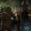 Presečen lanac šverca oružja: U Nišu pronađen auto pun bombi i pušaka, u gepeku bili raketni bacači (video)