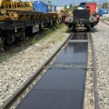 Solarni paneli između šina: Veliko interesovanje za prvu elektranu na sunčevu energiju, postavljenu u Švajcarskoj