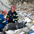 Otkriveno ko su žrtve eksplozije u Atini, spasioci i dalje iznose tela: poginuli brat i sestra, svi Albanci