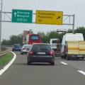 Lančani sudar 14 vozila na putu Pećinaci – Šimanovaci, nekoliko povređenih