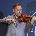 Stefan Milenković svirao na najvrednijoj novoj violini na svetu