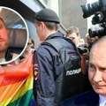 Juri živi u Beogradu, a za Nova.rs otkriva kako izgleda biti gej u Putinovoj Rusiji, koja je upravo objavila rat LGBT…