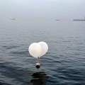 Severna Koreja ponovo poslala balone sa smećem u Južnu Koreju