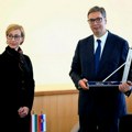 Vučić odlikovao stalnu predstavnicu Mađarske pri UN: "Srbija će na dobro znati dobrim da uzvrati"